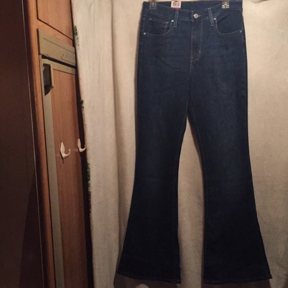 Levi’s 70s high rise flare bell bottom jeans
